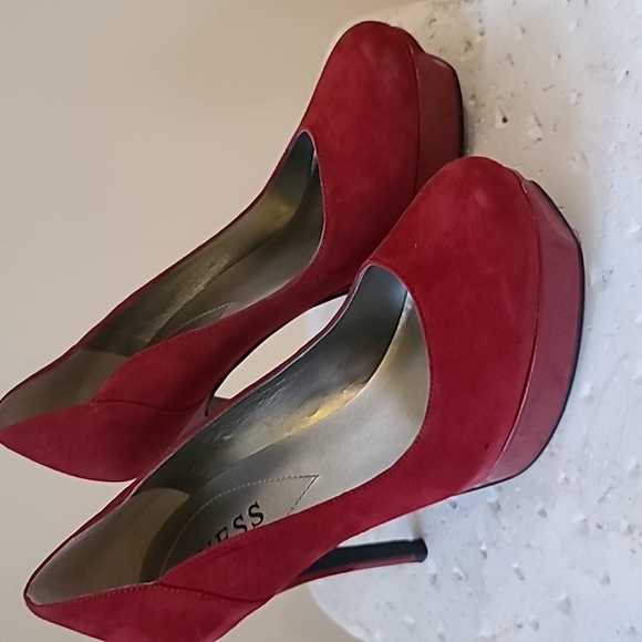 Guess Dark Red Suade High Heels Size 6 - Picture 2 of 5